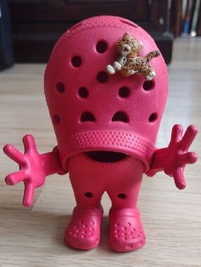 Crocs Croslite Electric Red Guy with Feline Jibbit Like New Condition